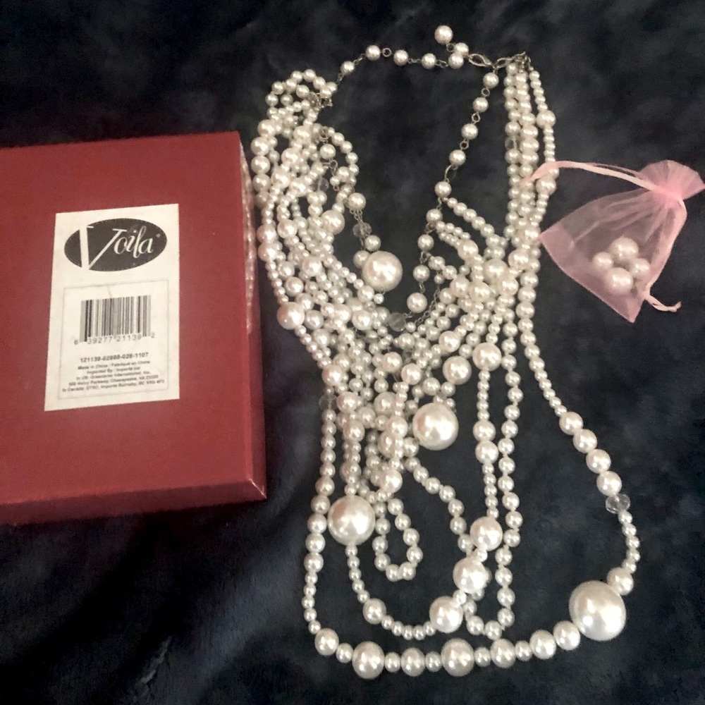 Faux pearl statement necklace earrings set